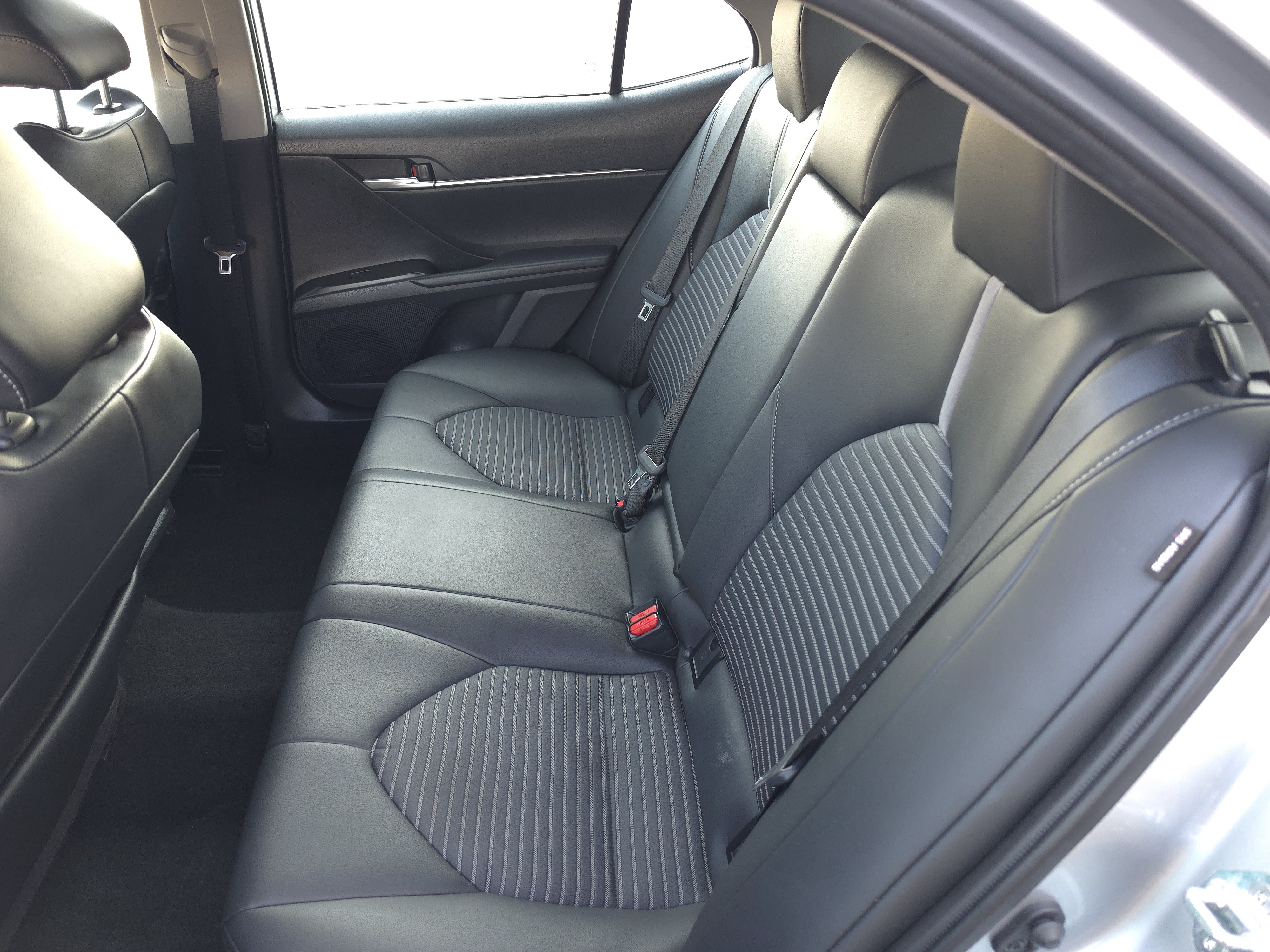Used 2025 Nissan Altima 2.5 SV FWD image 16