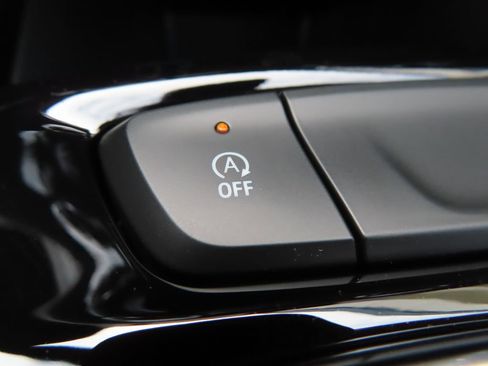 New 2026 Chevrolet Trax LT w/ Driver Confidence Package image 11