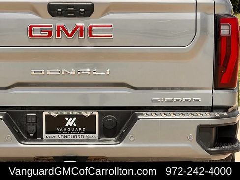 Used 2024 GMC Sierra 2500 Denali w/ Denali Reserve Package AWD/4WD image 5