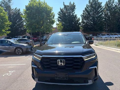 Used 2023 Honda Pilot EX-L image 4