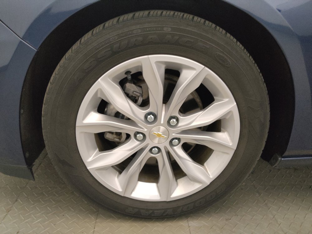 Used 2022 Chevrolet Malibu LT w/ Leather Package FWD image 31