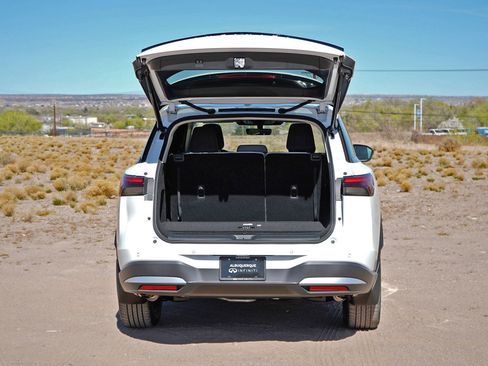 New 2026 INFINITI QX60 Luxe w/ Cargo Package AWD/4WD image 7