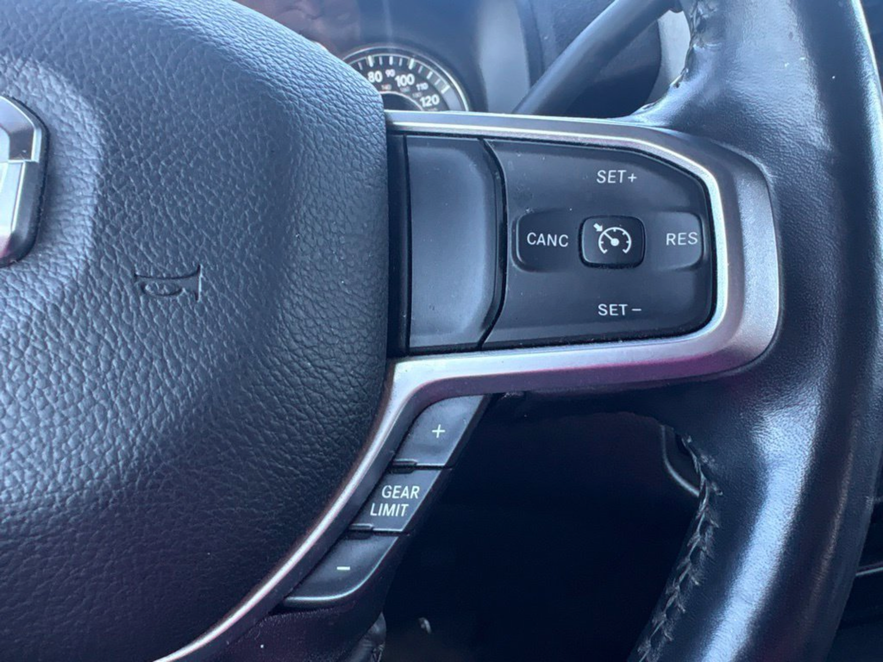 Used 2024 RAM 2500 Big Horn AWD/4WD image 15
