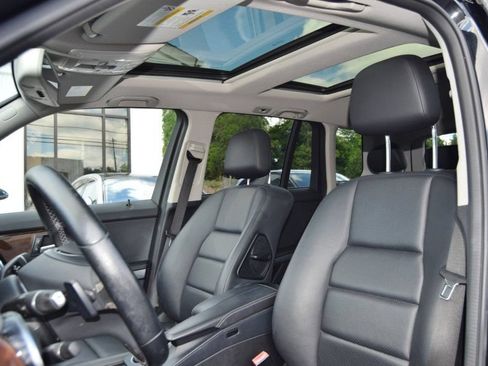 Used 2013 Mercedes-Benz GLK 350 4MATIC image 16