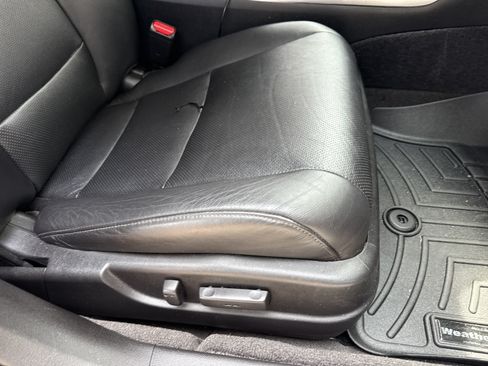 Used 2015 Acura TLX w/ Technology Package FWD image 27