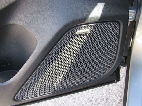 New 2026 Mitsubishi Outlander ES image 21