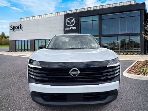 Used 2025 Nissan Kicks S FWD image 8