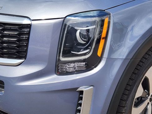 Used 2022 Kia Telluride S FWD image 8