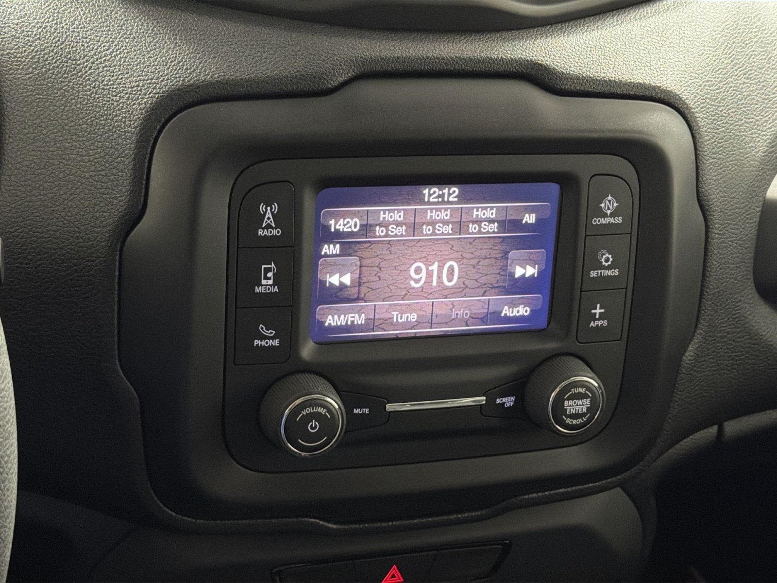 Used 2019 Jeep Renegade Sport AWD/4WD image 18
