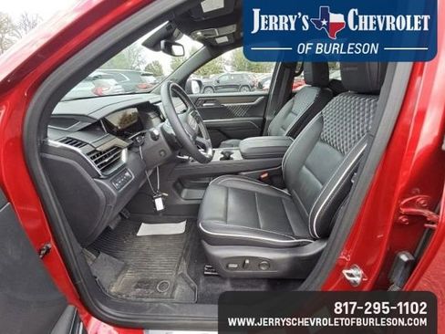 Used 2025 GMC Acadia Denali w/ LPO, Floor Liner Package image 11