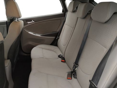 Used 2014 Hyundai Accent SE w/ Option Group 3 image 18