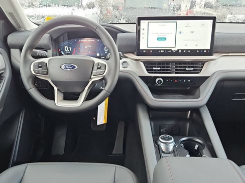 New 2026 Ford Explorer Active w/ Active Comfort Package RWD image 20