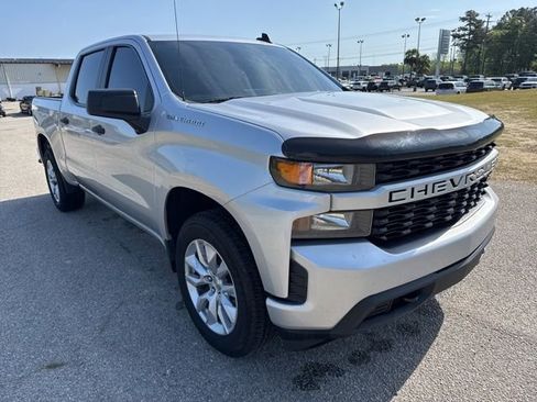 Used 2022 Chevrolet Silverado 1500 Custom image 4