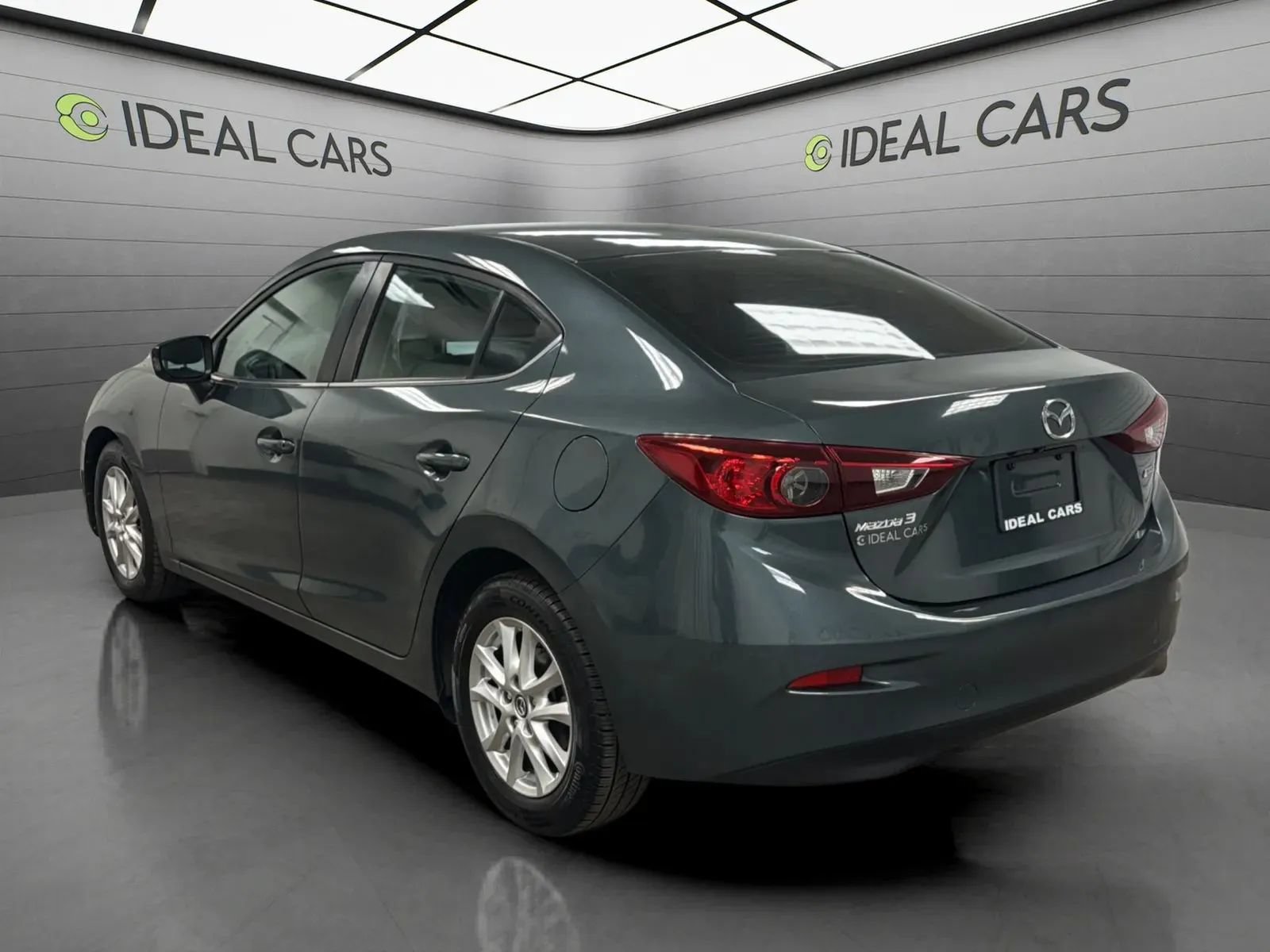 Used 2016 MAZDA MAZDA3 i Sport w/ Preferred Equipment Package FWD image 7