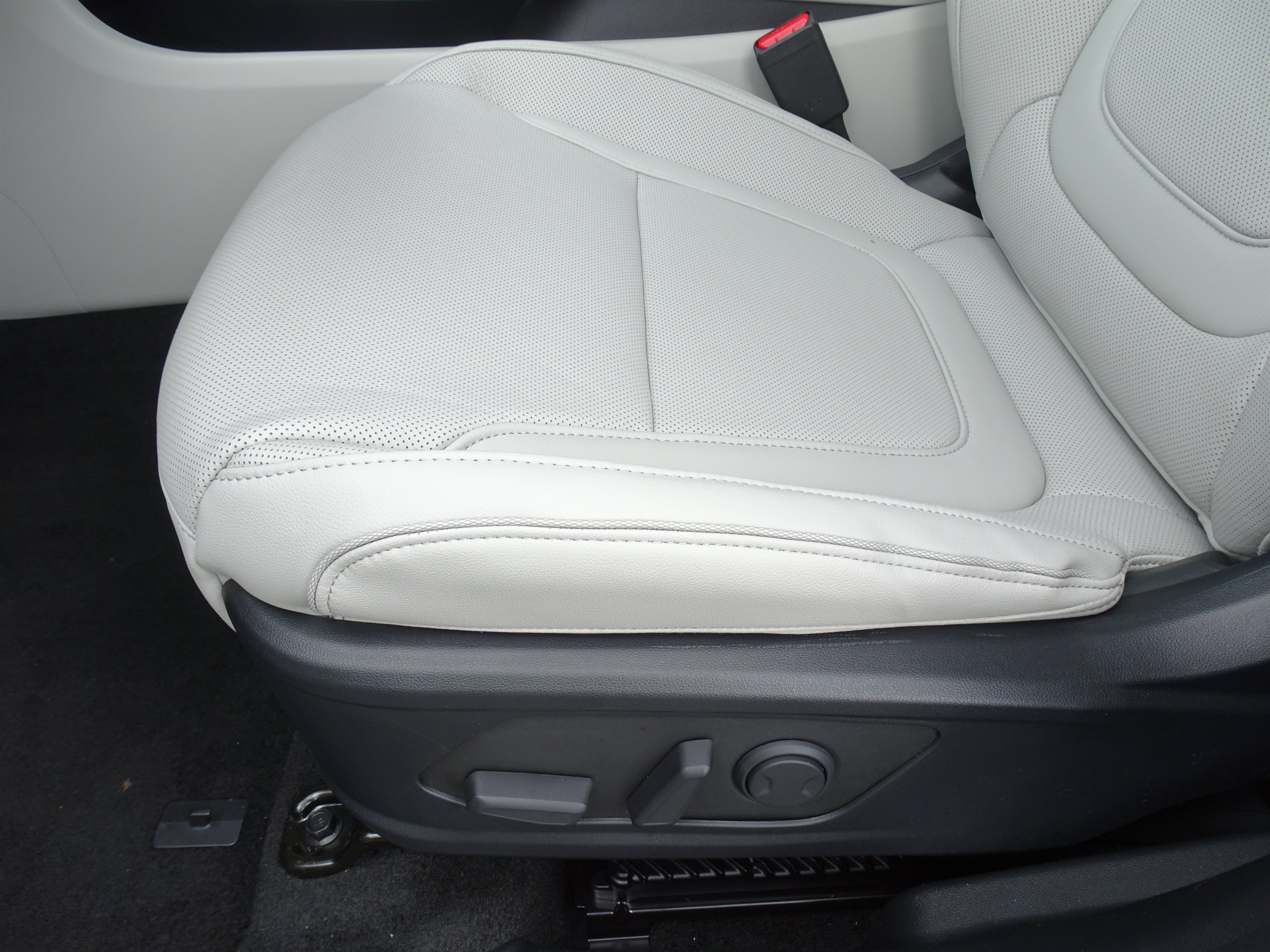 New 2026 Hyundai Tucson Limited AWD/4WD image 9