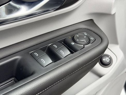 Certified 2023 GMC Terrain SLT w/ LPO, Floor Liner Package image 20