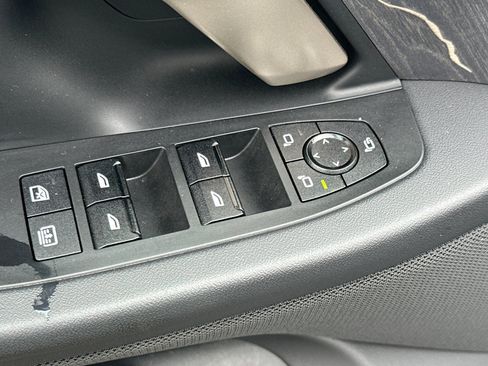 Certified 2024 BMW i5 M60 w/ Executive Package image 13