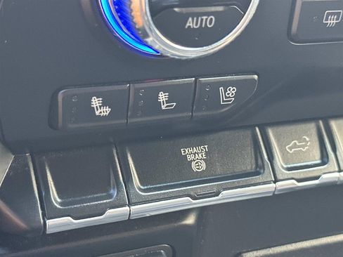 Used 2021 GMC Sierra 2500 AT4 w/ Gooseneck/5TH Wheel Package image 25