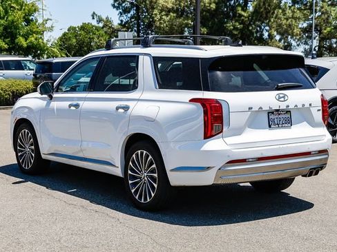 Certified 2024 Hyundai Palisade Calligraphy AWD/4WD image 2