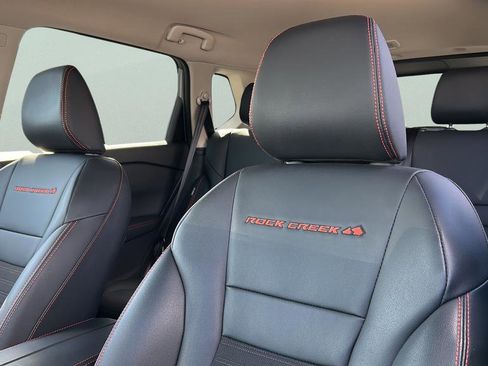 Used 2025 Nissan Rogue SV image 23