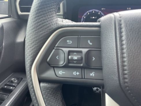 Used 2025 Toyota Tacoma TRD Sport image 25