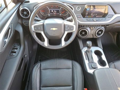 Used 2019 Chevrolet Blazer LT w/ Sun and Wheels Package image 11