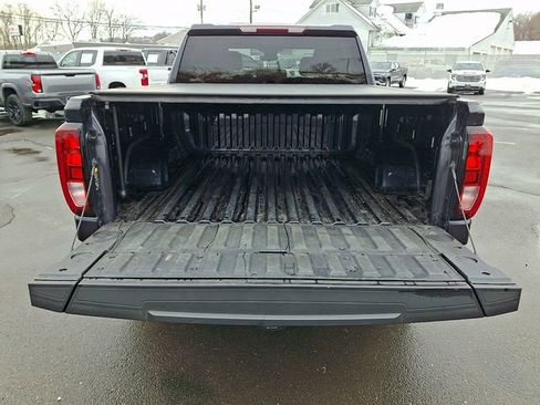 Used 2022 GMC Sierra 1500 SLE image 32
