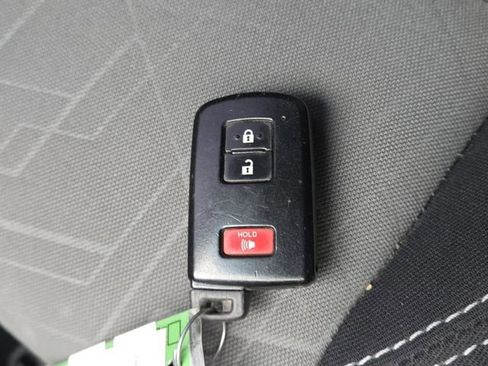 Used 2021 Toyota Tacoma TRD Off-Road w/ Technology Package image 34