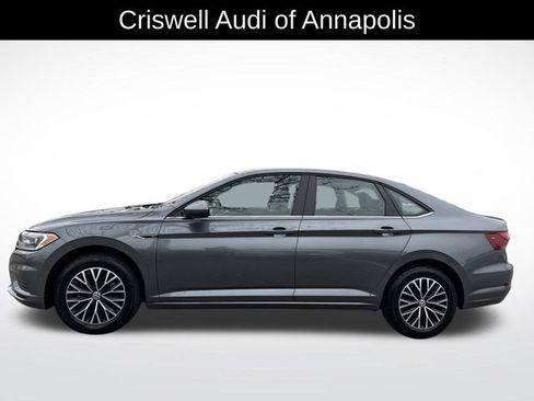 Used 2019 Volkswagen Jetta SEL image 2