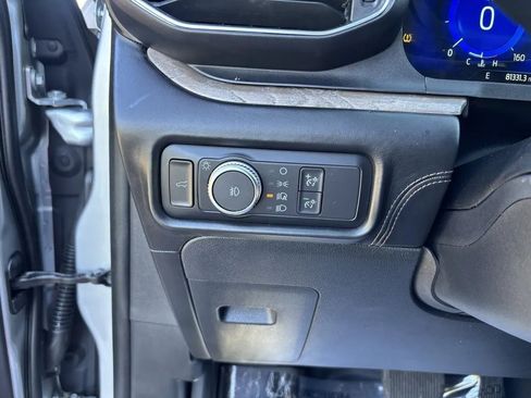 Used 2020 Ford Explorer Platinum w/ Premium Technology Package image 12