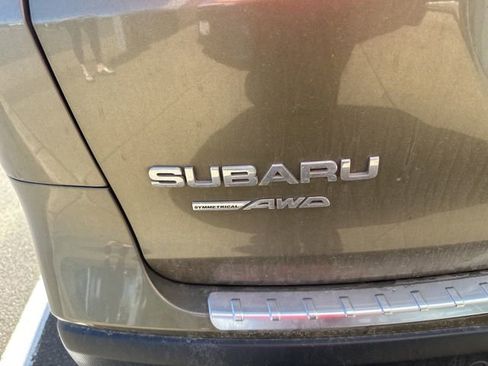 Used 2023 Subaru Ascent Limited image 12