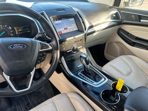 Used 2016 Ford Edge Titanium w/ Technology Package image 19