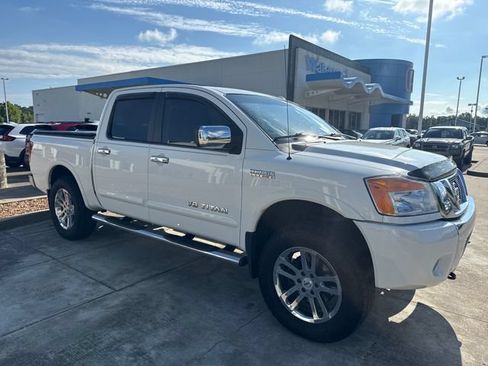 Used 2012 Nissan Titan SL w/ Heavy Metal Edition Pkg AWD/4WD image 7
