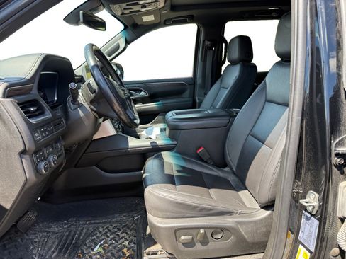 Used 2022 Chevrolet Tahoe Z71 w/ Max Trailering Package AWD/4WD image 9