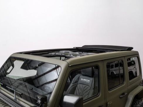 Used 2024 Jeep Wrangler Unlimited Rubicon 392 image 2