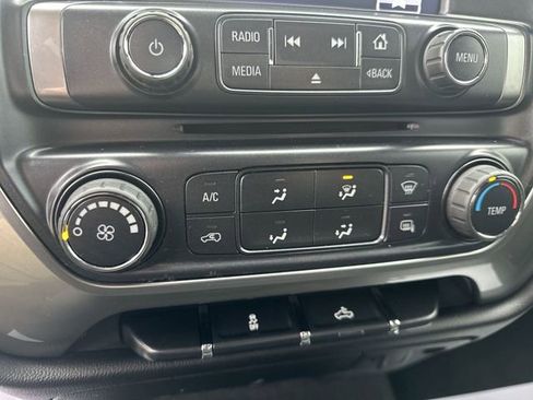 Used 2016 Chevrolet Silverado 1500 LT image 18