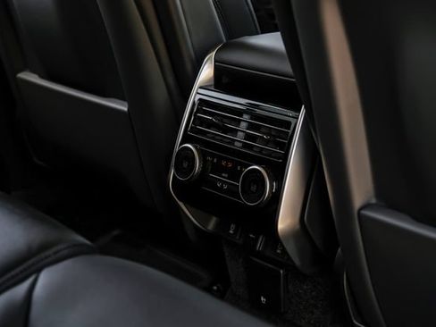 New 2026 Land Rover Range Rover SE AWD/4WD image 47