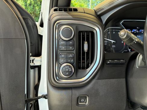 Used 2019 GMC Sierra 1500 AT4 w/ AT4 Premium Package AWD/4WD image 26
