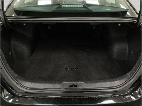 Certified 2025 Nissan Altima 2.5 SV FWD image 5