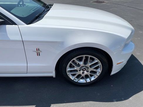 Used 2014 Ford Mustang Premium w/ Equipment Group 202A image 31