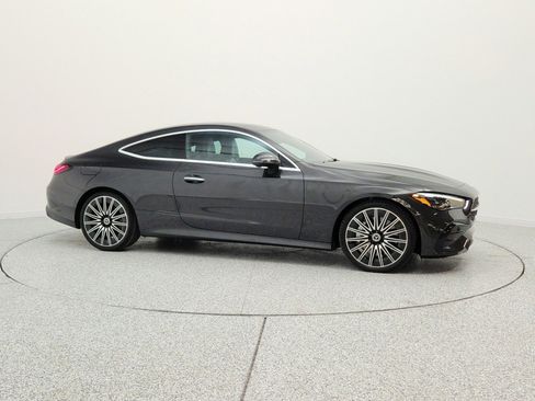 Certified 2025 Mercedes-Benz CLE 450 4MATIC Coupe image 4