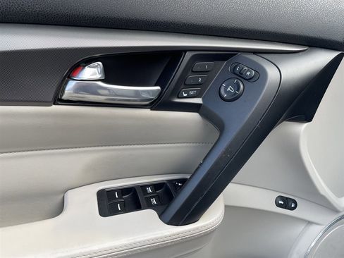 Used 2012 Acura TL w/ Technology Package FWD image 31