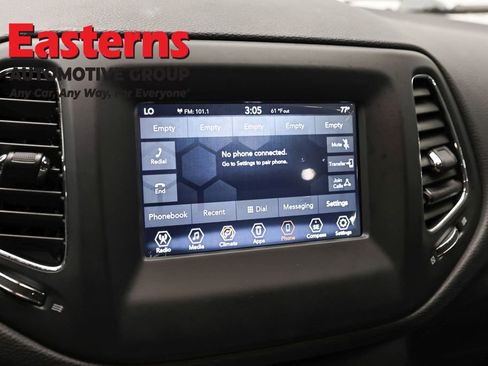 Used 2019 Jeep Compass Latitude FWD image 19