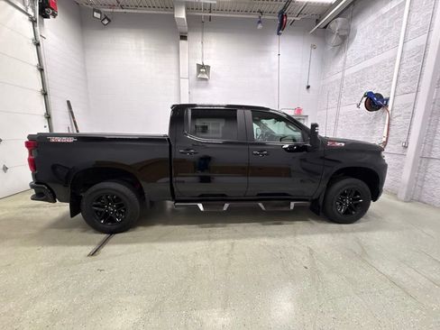 Used 2020 Chevrolet Silverado 1500 LT Trail Boss AWD/4WD image 3