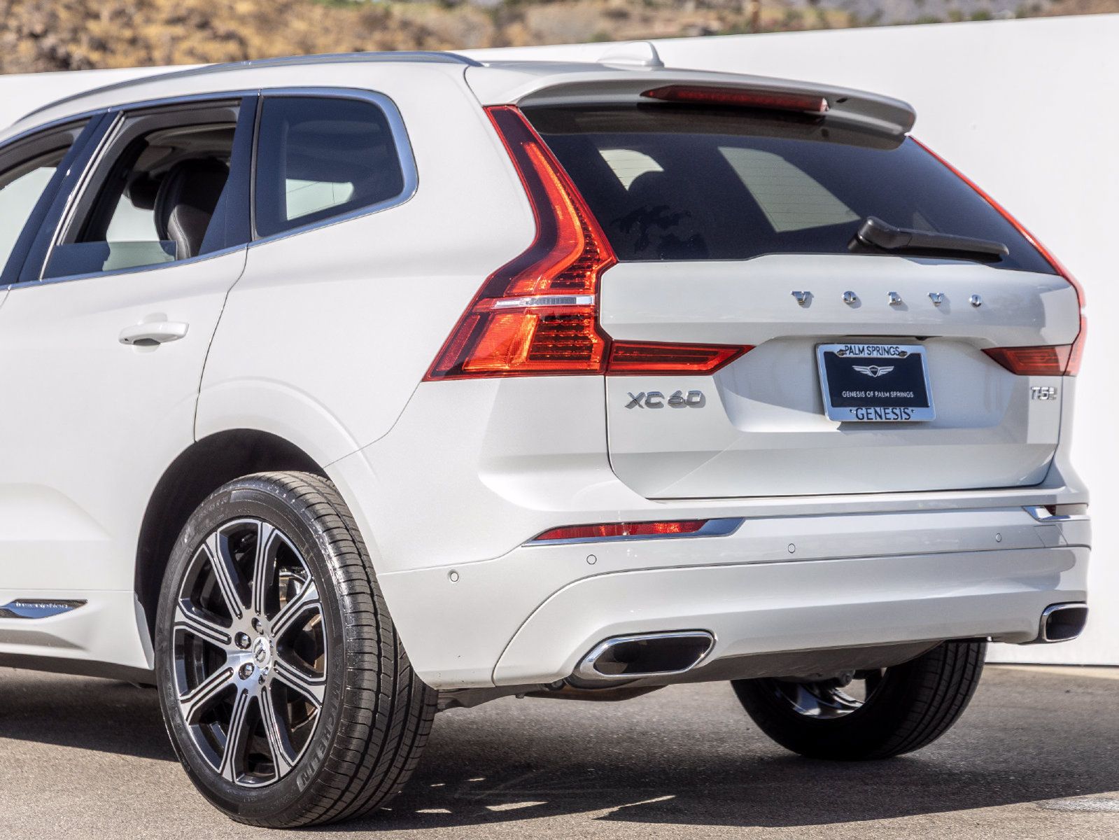 Used 2019 Volvo XC60 T5 Inscription AWD/4WD image 9