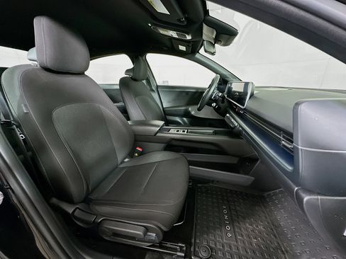 Used 2024 Hyundai Ioniq 6 SE AWD/4WD image 31