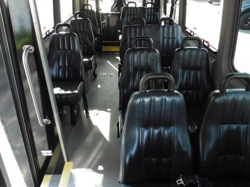 Used 2012 Mercedes-Benz Sprinter 3500 image 16