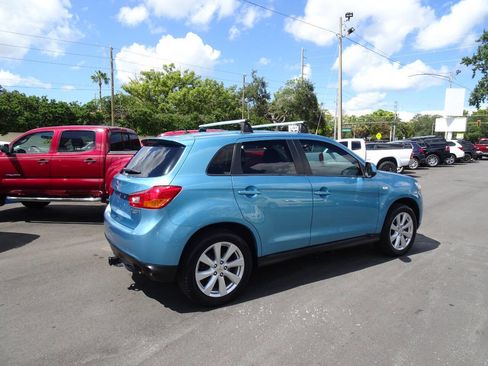 Used 2014 Mitsubishi Outlander Sport ES image 5