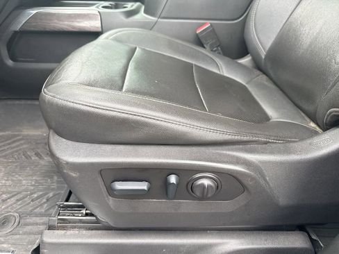 Used 2022 Chevrolet Silverado 2500 LTZ w/ LTZ Premium Package image 12