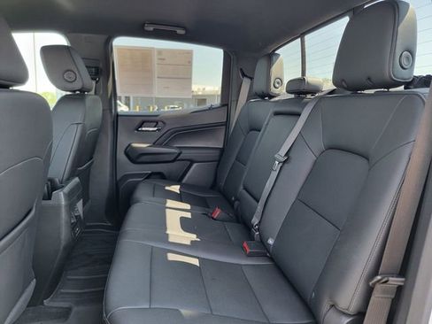 Used 2023 Chevrolet Colorado LT w/ LT Convenience Package III RWD image 19